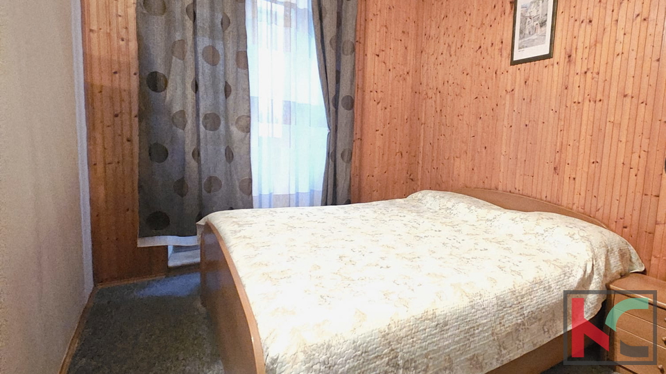 PULA&comma; CENTAR&comma; PROSTRAN I ODR&Zcaron;AVAN STAN 70M2&comma; U AUSTRO-UGARSKOJ ZGRADI &num;PRODAJA