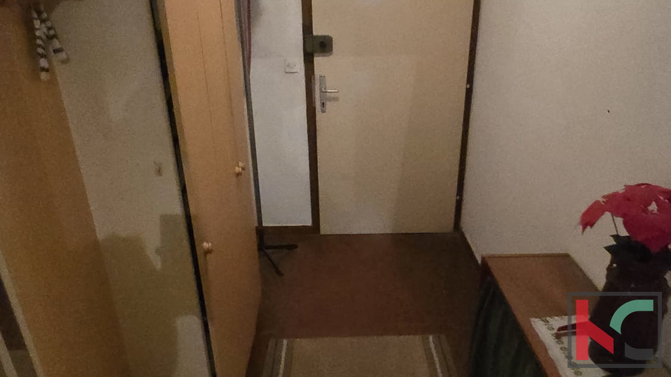 PULA&comma; VERUDA&comma; THREE-BEDROOM APARTMENT IN A SOUGHT-AFTER LOCATION&num;FOR SALE