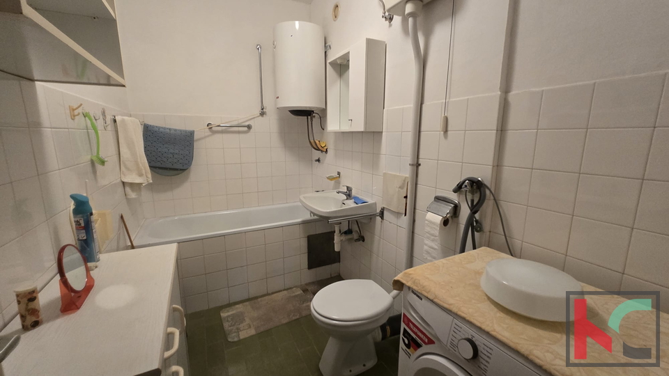 PULA&comma; VERUDA&comma; THREE-BEDROOM APARTMENT IN A SOUGHT-AFTER LOCATION&num;FOR SALE
