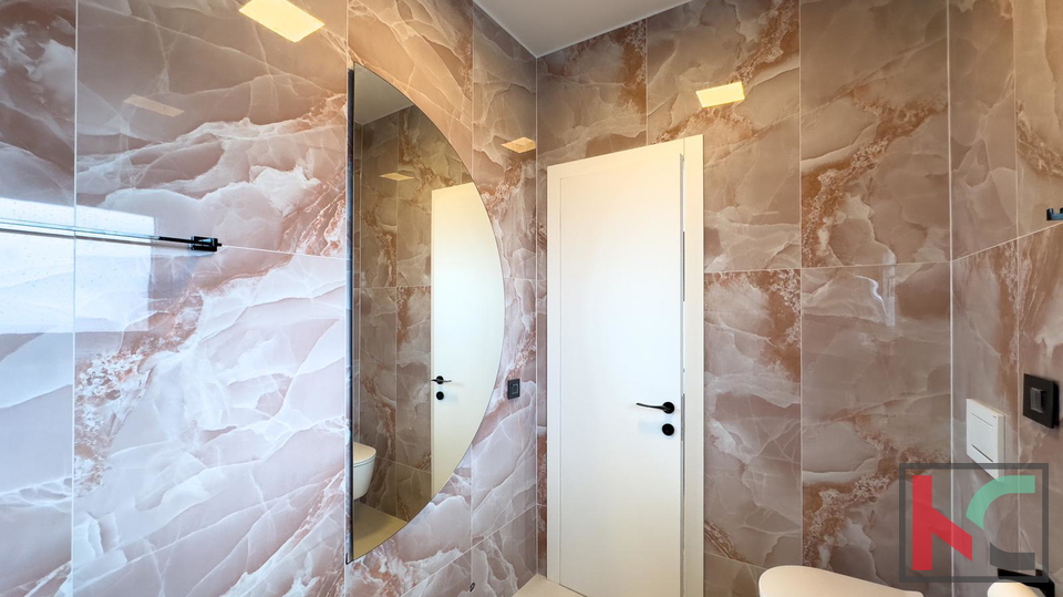 ISTRA&comma; BANJOLE&comma; MODERNA VILA SA BAZENOM &num;PRODAJA