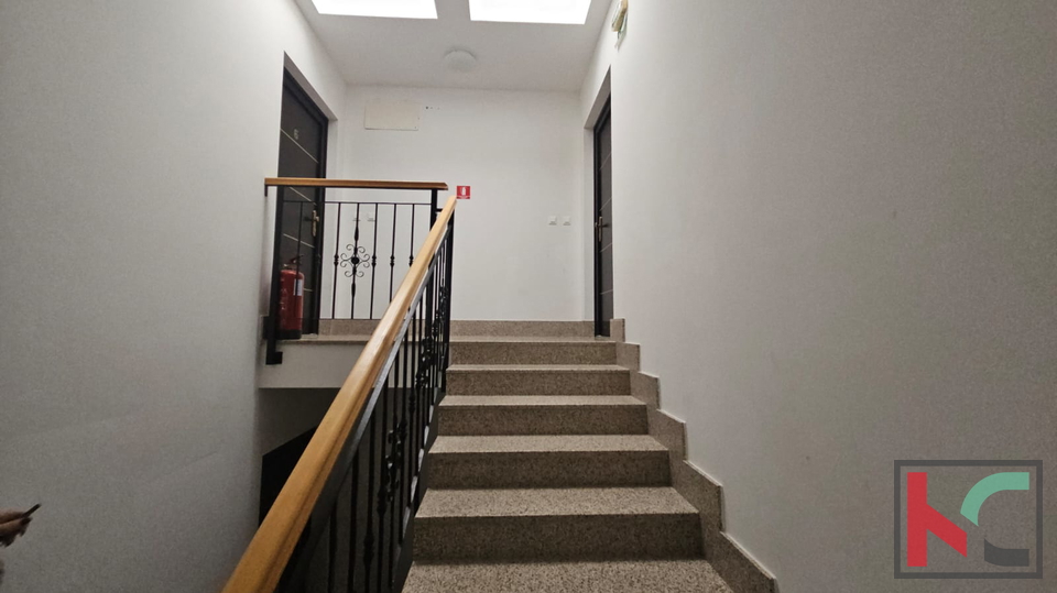 PREMANTURA&comma; STAN SA POGLEDOM NA MORE 83&comma;86 m2 &num;PRODAJA