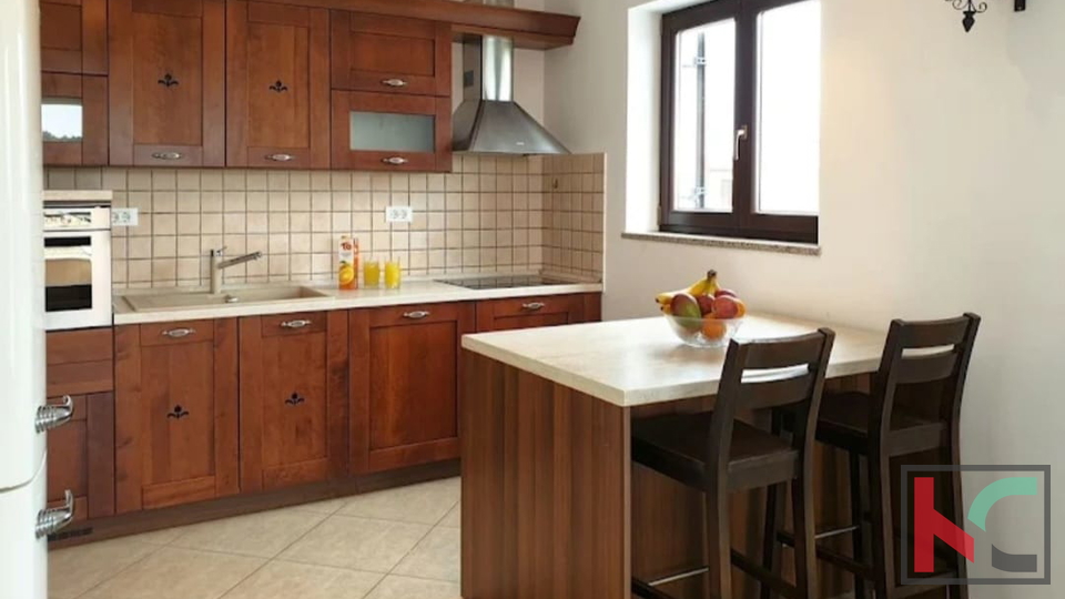 PREMANTURA&comma; STAN SA POGLEDOM NA MORE 83&comma;86 m2 &num;PRODAJA