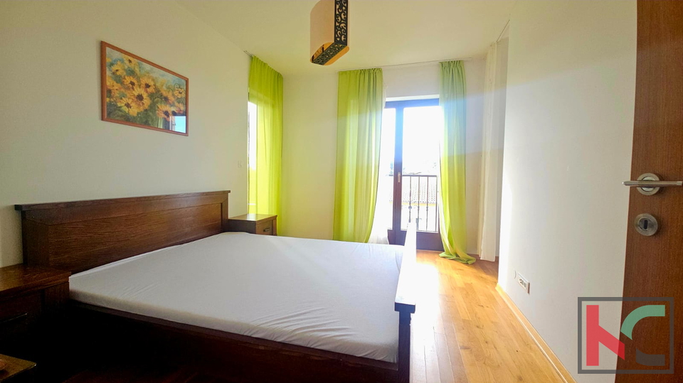 PREMANTURA&comma; STAN SA POGLEDOM NA MORE 83&comma;86 m2 &num;PRODAJA