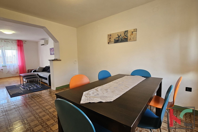 ISTRA, ROVINJ, STAN NA ATRAKTIVNOJ LOKACIJI, 300M OD MORA, #PRODAJA