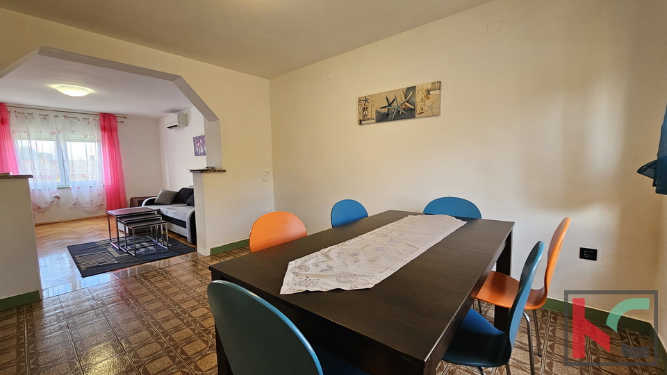 ISTRA&comma; ROVINJ&comma; STAN NA ATRAKTIVNOJ LOKACIJI&comma; 300M OD MORA&comma; &num;PRODAJA