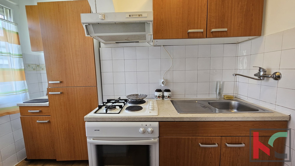 ISTRA&comma; ROVINJ&comma; STAN NA ATRAKTIVNOJ LOKACIJI&comma; 300M OD MORA&comma; &num;PRODAJA