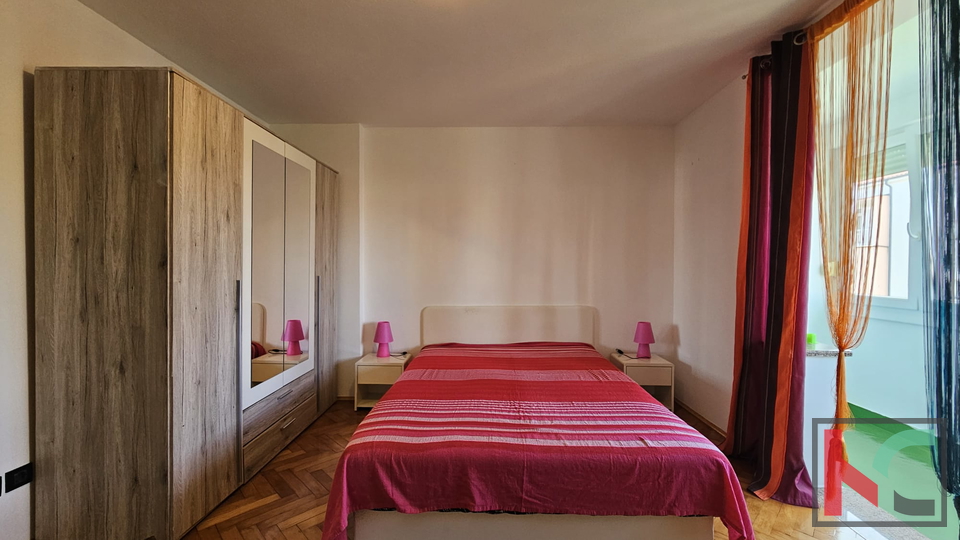 ISTRA&comma; ROVINJ&comma; STAN NA ATRAKTIVNOJ LOKACIJI&comma; 300M OD MORA&comma; &num;PRODAJA