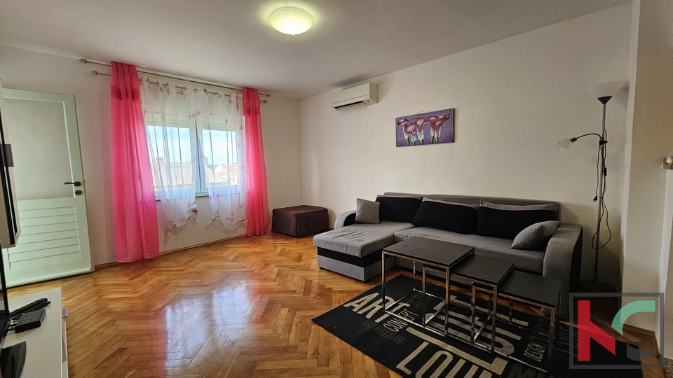 ISTRA&comma; ROVINJ&comma; STAN NA ATRAKTIVNOJ LOKACIJI&comma; 300M OD MORA&comma; &num;PRODAJA