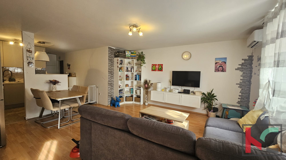 ISTRA&comma; PULA&comma; OBITELJSKI STAN 2SS&plus;DB NA MIRNOJ LOKACIJI&comma; &num;PRODAJA