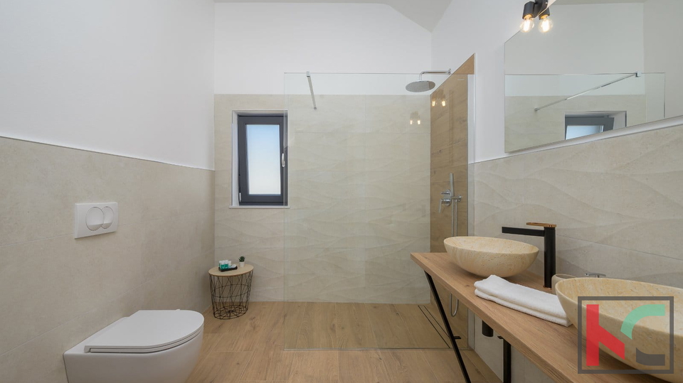 House&comma; 186 m2&comma; For Sale&comma; Svetvin&ccaron;enat