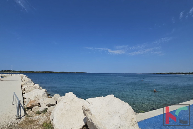 ŠTINJAN, PREKRASAN UREĐEN STAN SA POGLEDOM NA MORE, 37M2 #PRODAJA