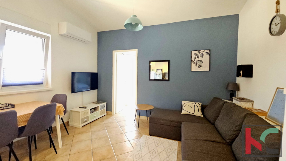 &Scaron;TINJAN&comma; PREKRASAN URE&Dstrok;EN STAN SA POGLEDOM NA MORE&comma; 37M2 &num;PRODAJA