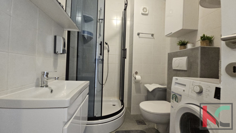 &Scaron;TINJAN&comma; PREKRASAN URE&Dstrok;EN STAN SA POGLEDOM NA MORE&comma; 37M2 &num;PRODAJA