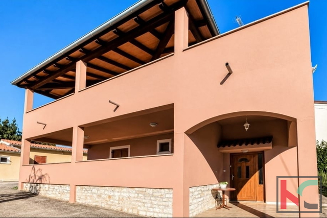 ISTRA, VABRIGA, KUĆA SA APARTMANIMA I DODATNIM ZEMLJIŠTEM, #PRODAJA