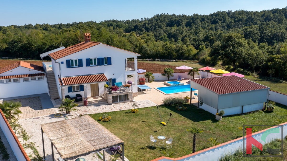 Hi&scaron;a&comma; 200 m2&comma; Prodaja&comma; &Zcaron;minj