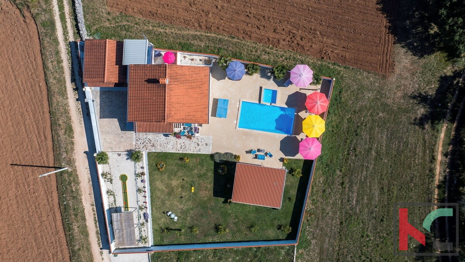 Hi&scaron;a&comma; 200 m2&comma; Prodaja&comma; &Zcaron;minj