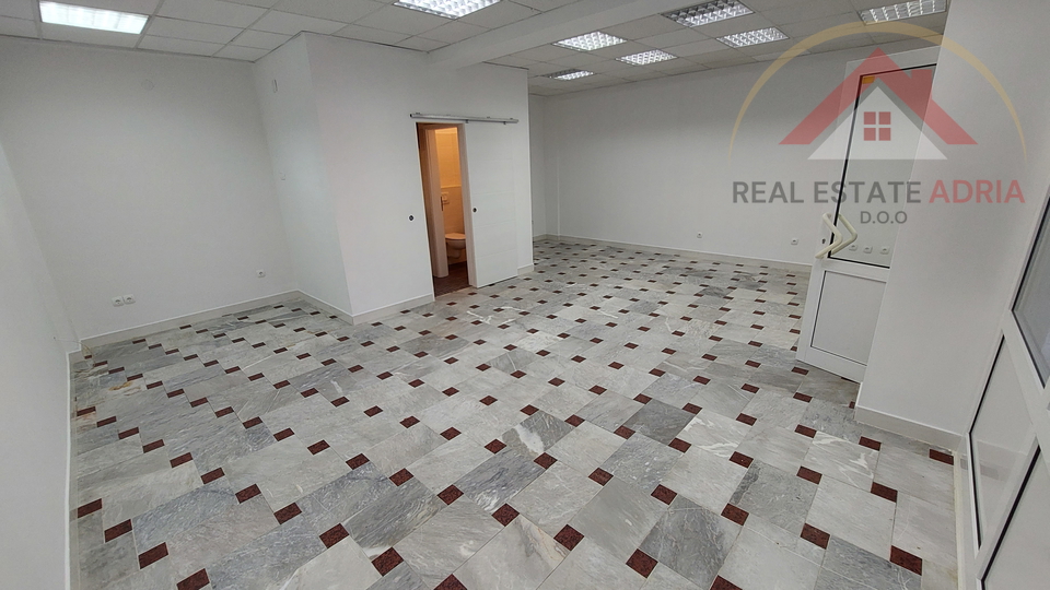 Office space for sale in the center of Biograd na Moru