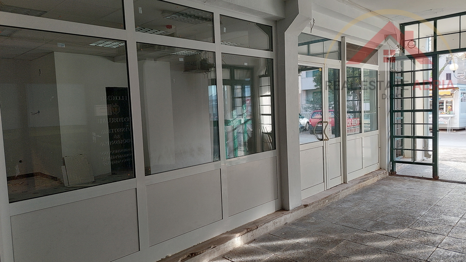 Office space for sale in the center of Biograd na Moru