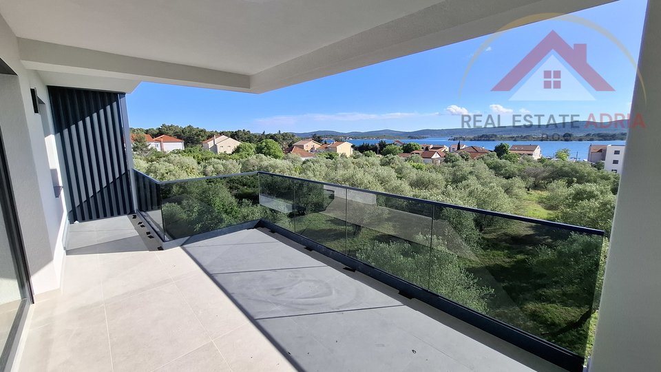 Prodaje se stan I kat s pogledom na more, novogradnja, Turanj, Zadarska županija, Hrvatska