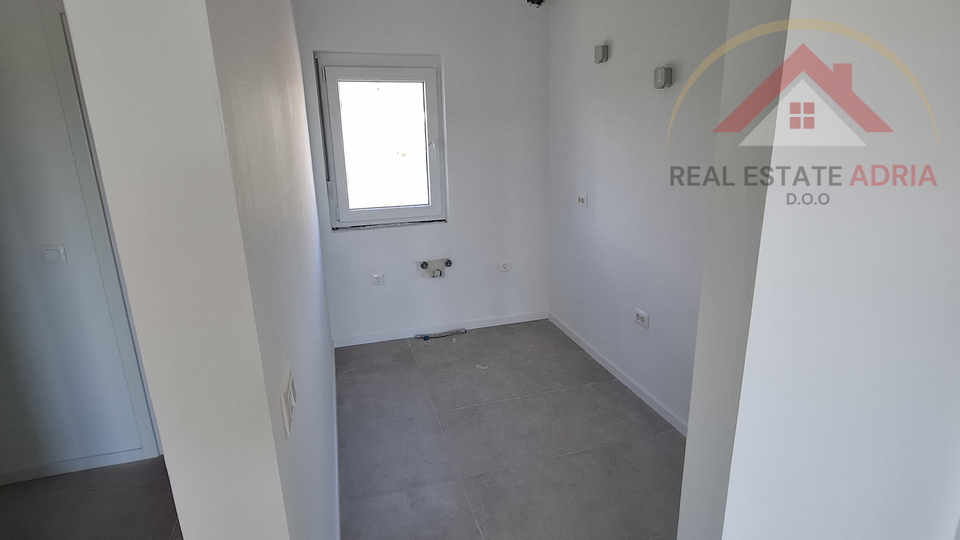 Prodaje se stan I kat s pogledom na more, novogradnja, Turanj, Zadarska županija, Hrvatska