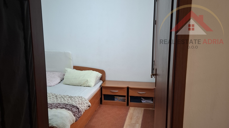 FOR SALE: House with three apartments and commercial space in the center of Biograd na Moru, Zadar County, Croatia
