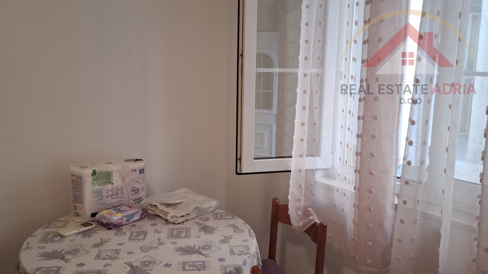 FOR SALE: House with three apartments and commercial space in the center of Biograd na Moru, Zadar County, Croatia