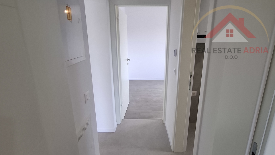 Apartment with garden for sale, new building, Turanj, near Zadar, Zadar county