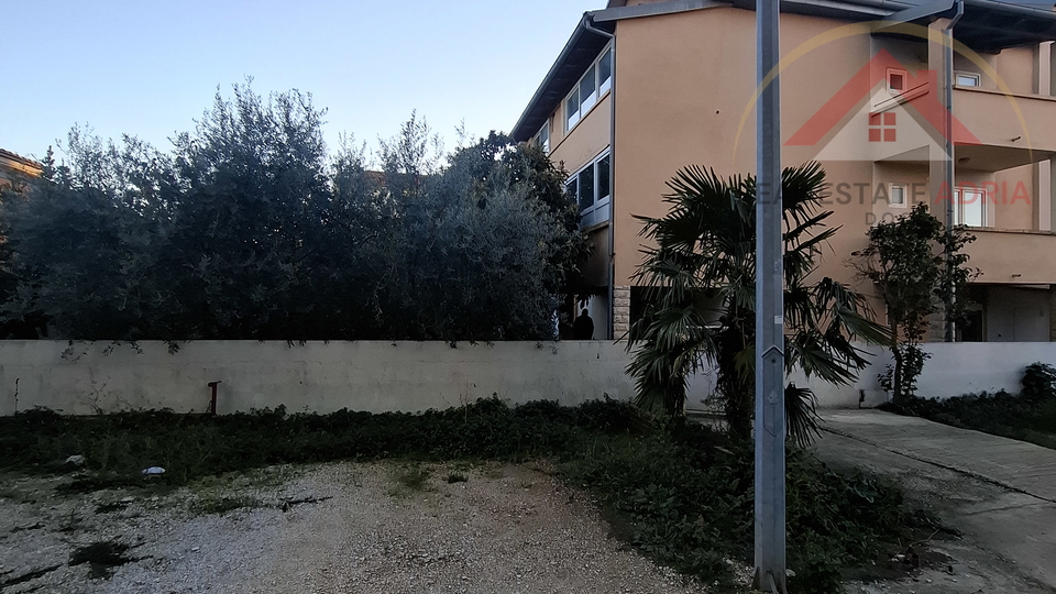 House, 400 m2, For Sale, Biograd na Moru