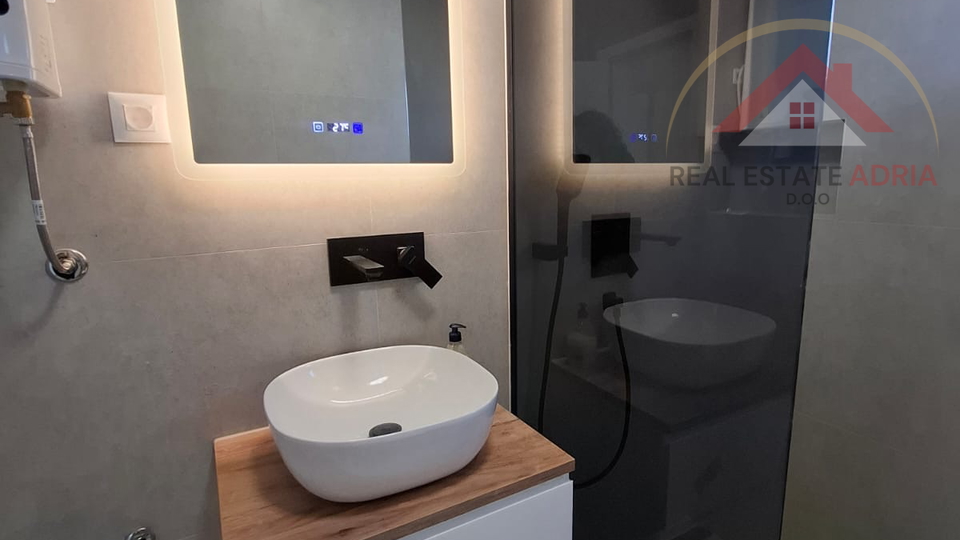 Apartment with garden for sale, new building, Turanj, near Zadar, Zadar county