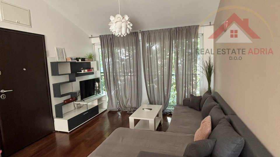 Apartment&comma; 83 m2&comma; For Sale&comma; Nin