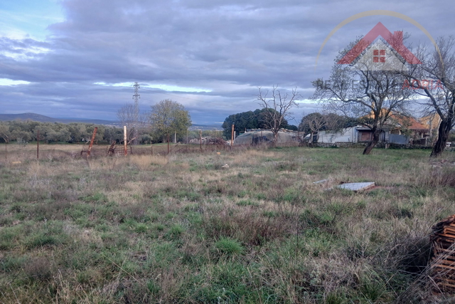 Prodaje se građevinsko zemljište od 1177 m2 u Biogradu na Moru, Dalmacija, Zadarska županija
