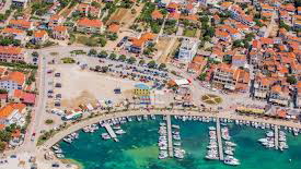 Prodaje se ku&cacute;a sa dvori&scaron;tem u Pako&scaron;tanima&comma; Zadarslka &zcaron;upanija&comma; Croatia