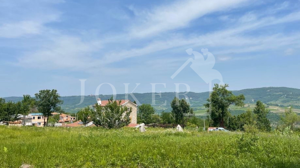 Građevinski teren u Vižinadi