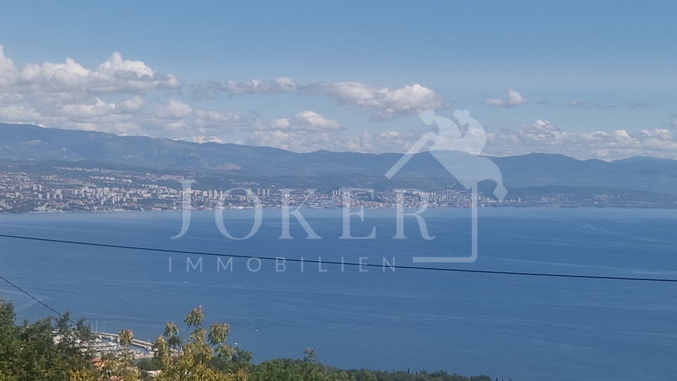 građevinski teren sa otvorenim pogledom na cijeli Kvarnerski zaljev