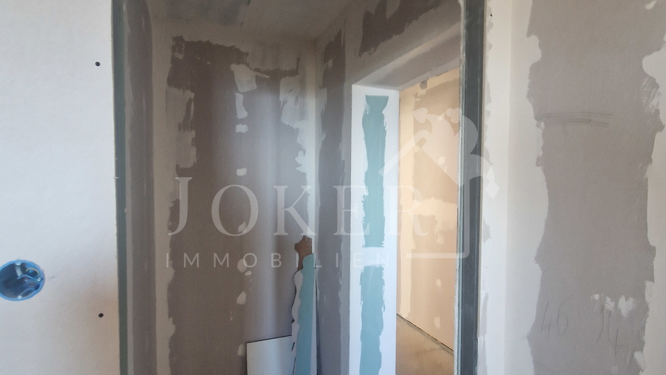 Kuća u završnoj fazi gradnje sa otvorenim pogledom