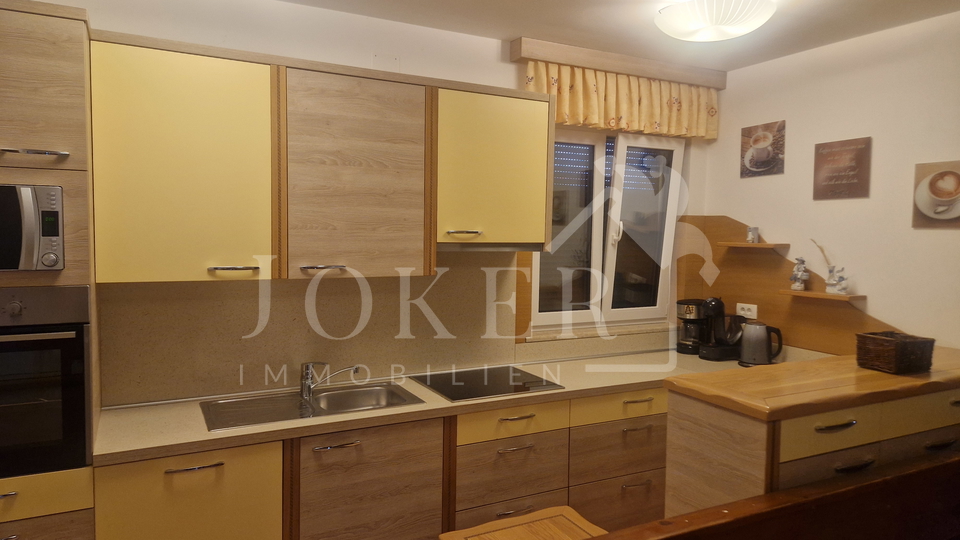 Ku&cacute;a sa bazenom&comma; Brtonigla