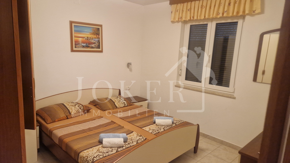 Ku&cacute;a sa bazenom&comma; Brtonigla