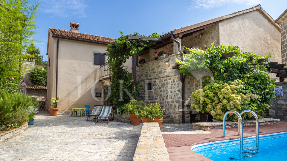 kamena Vila u središnjoj Istri