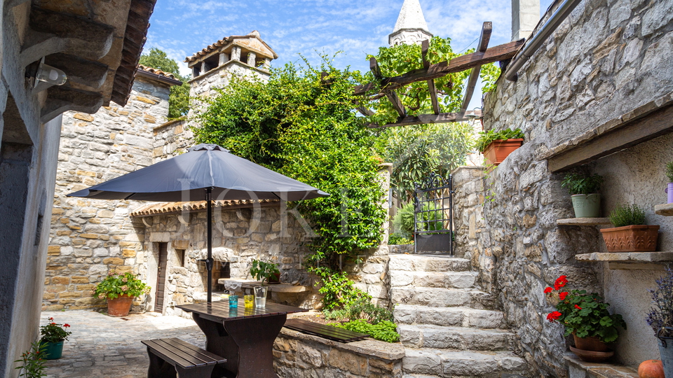 kamena Vila u središnjoj Istri
