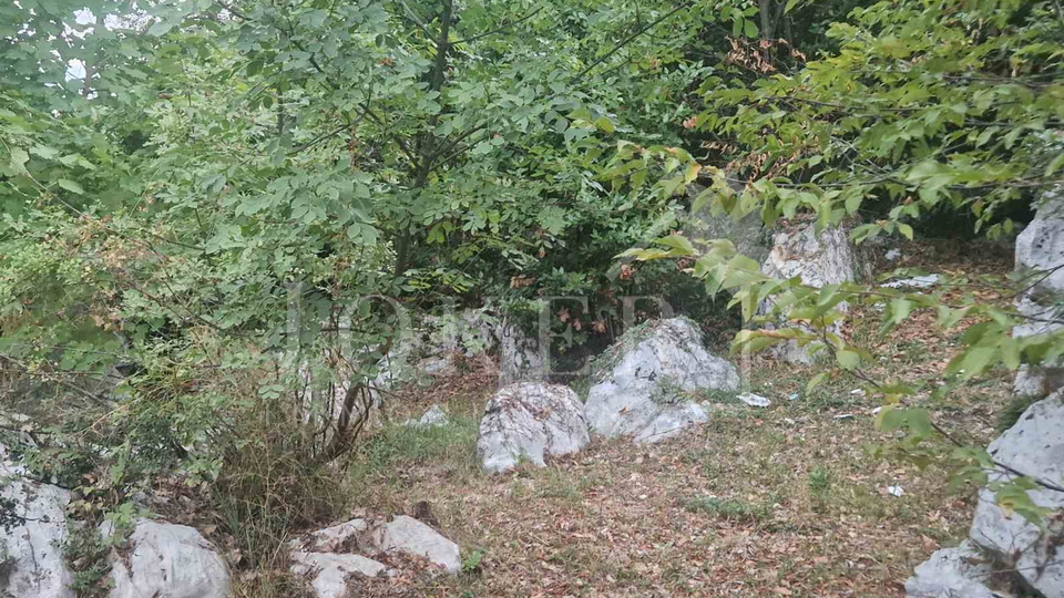 Građevinski teren za višestambenu namjenu