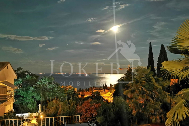 Apartment, 118 m2, For Sale, Opatija