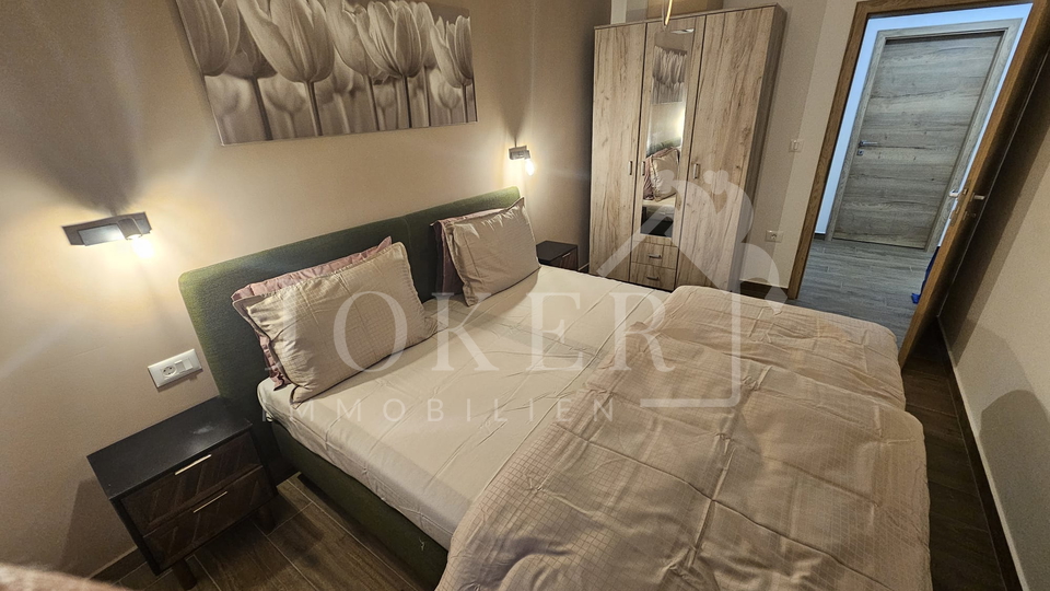 House&comma; 165 m2&comma; For Sale&comma; Labin - Vine&zcaron;