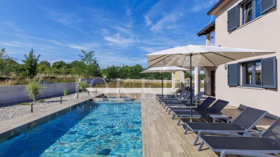 House&comma; 165 m2&comma; For Sale&comma; Labin - Vine&zcaron;