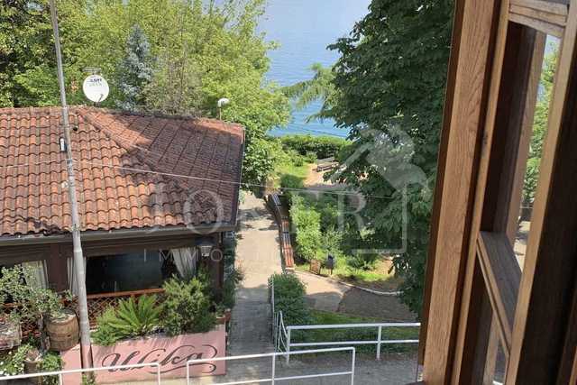 Lovran,centar stan sa pogledom