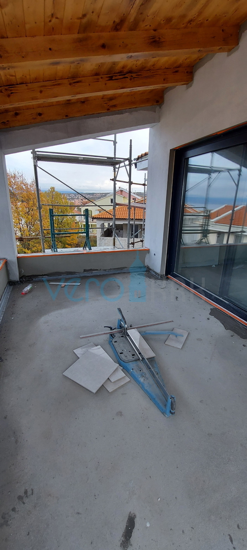 Malinska, okolica, 2S+DB stan u novogradnji s pogledom na more, prodaja