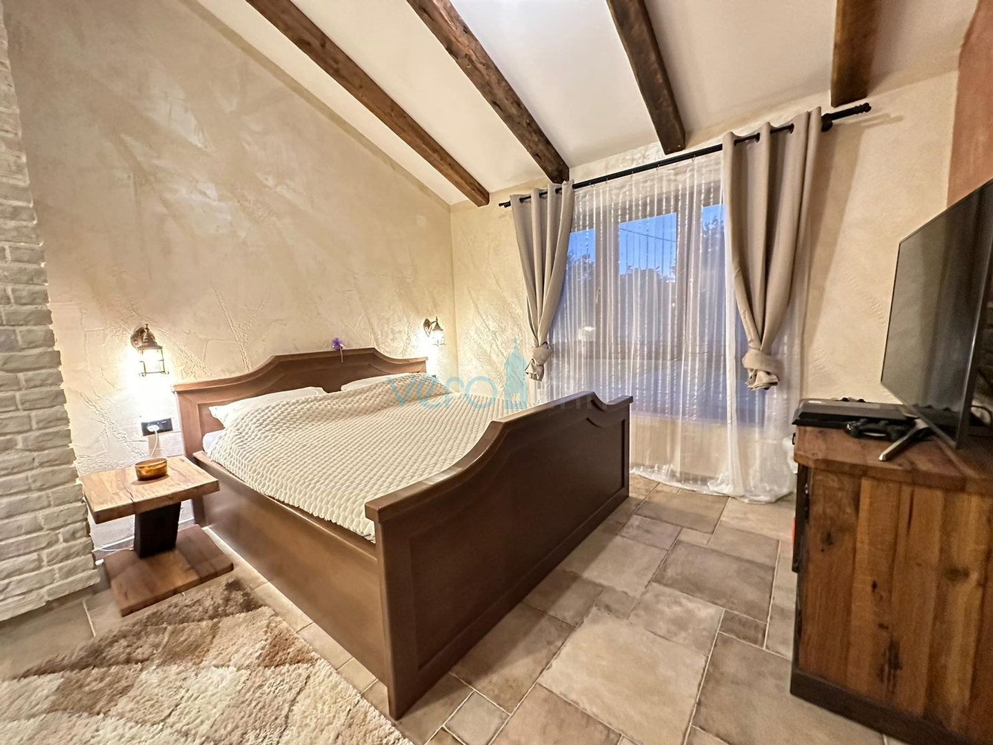 Uvala Soline, okolica, Moderna kamena vila sa bazenom, 200 m2, prodaja