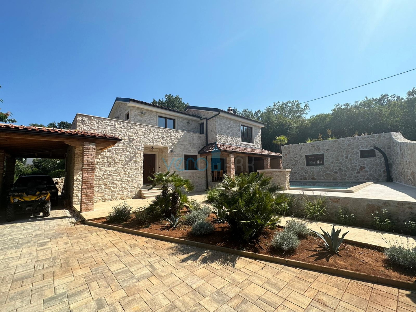 Uvala Soline, okolica, Moderna kamena vila sa bazenom, 200 m2, prodaja