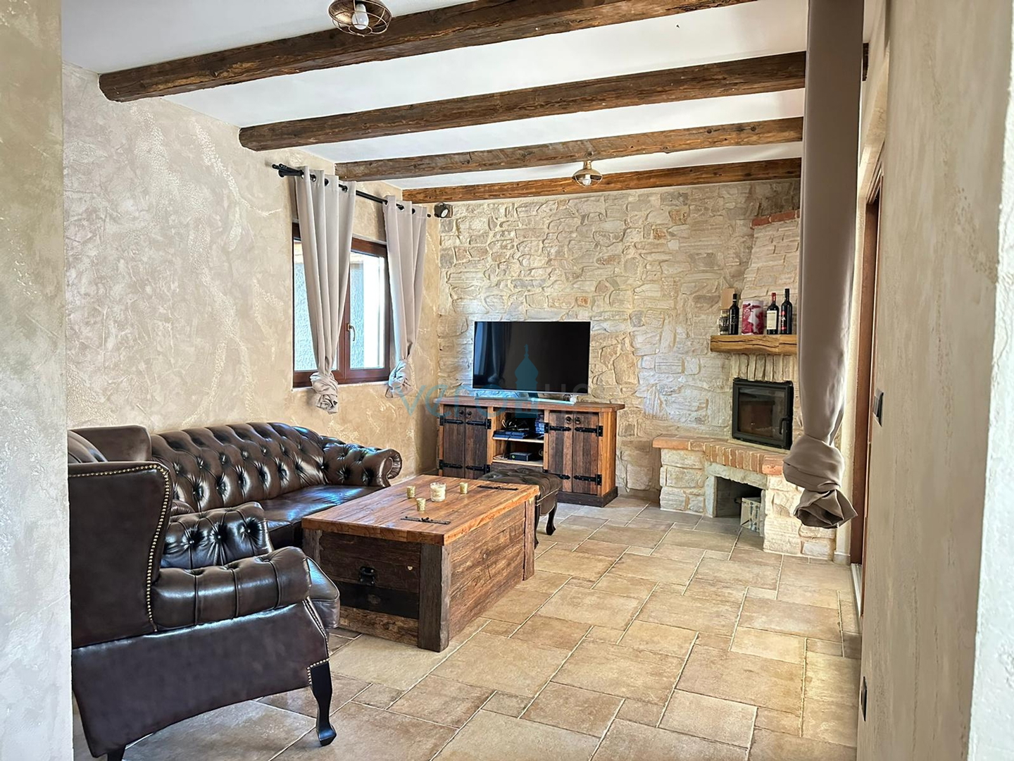 Uvala Soline, okolica, Moderna kamena vila sa bazenom, 200 m2, prodaja