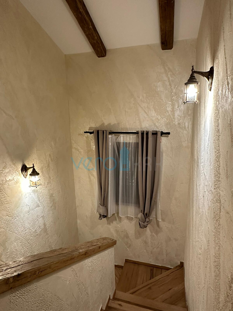 Uvala Soline, okolica, Moderna kamena vila sa bazenom, 200 m2, prodaja