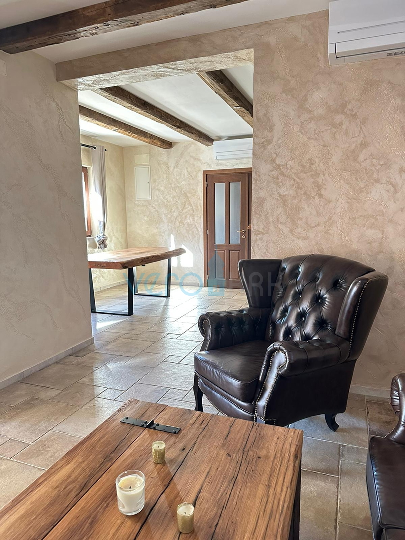 Uvala Soline, okolica, Moderna kamena vila sa bazenom, 200 m2, prodaja